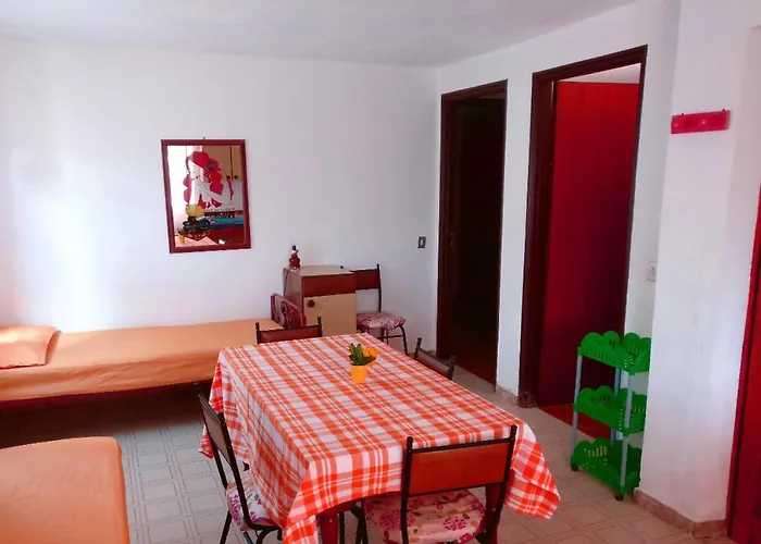 Eulalia Apartament *